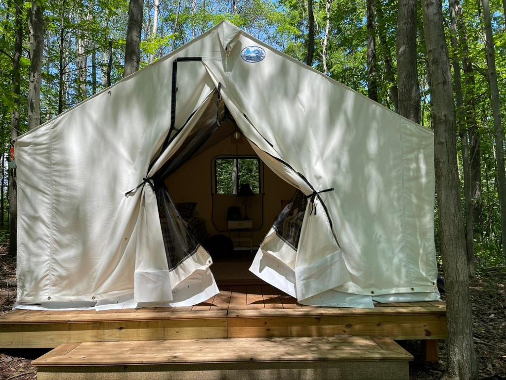 Naturluxe & Stars Watkins Glen Eksteriør billede